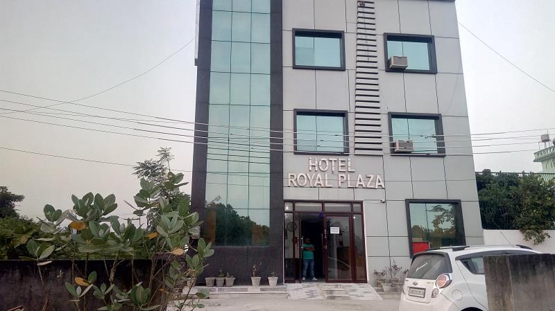 Royal Plaza 