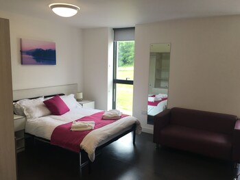 The Jean Muir Student Village ( جین مویر استودنت ویلاج) Guestroom