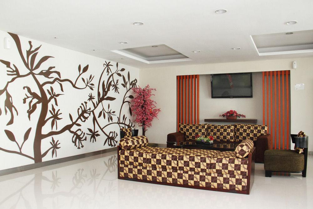 Airy Panakkukang Boulevard Topaz F8 Makassar 