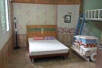 Muju Bakam Villa Pension Guestroom