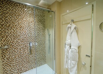Greywalls Hotel & Chez Roux Bathroom