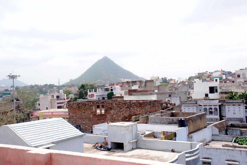 Hotel Tulsi Palace 