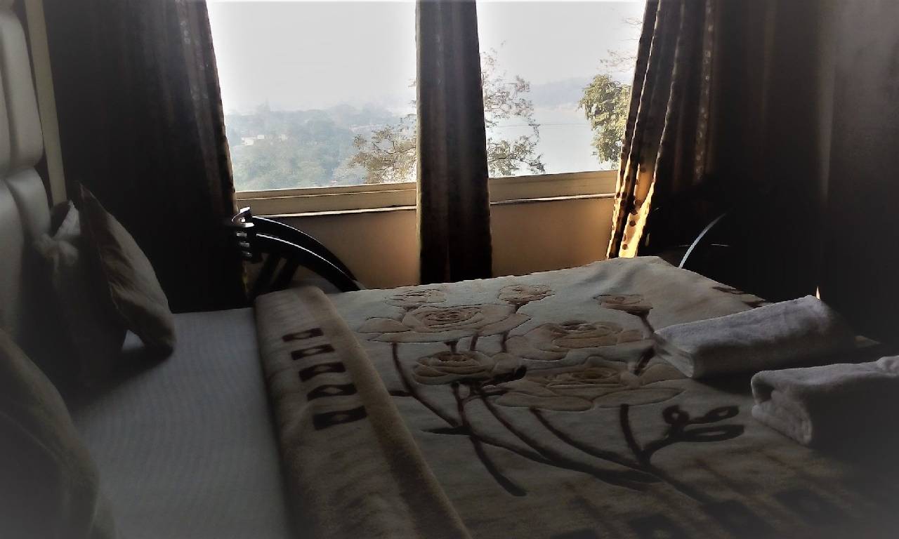 Hotel Ganesha Inn 