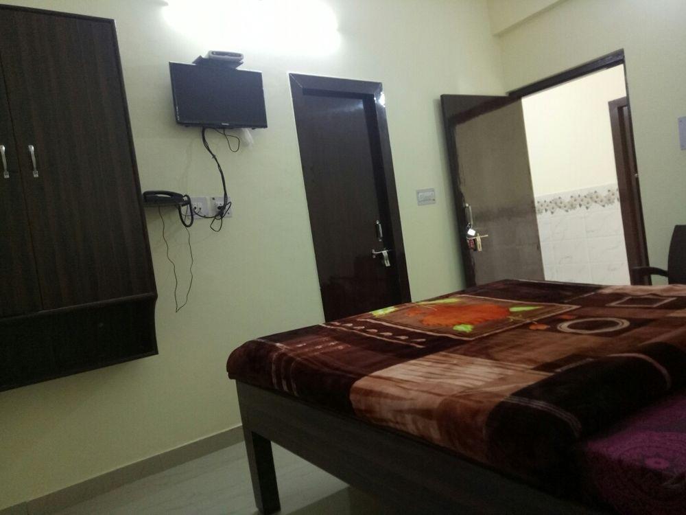 Hotel Pragati Palace 