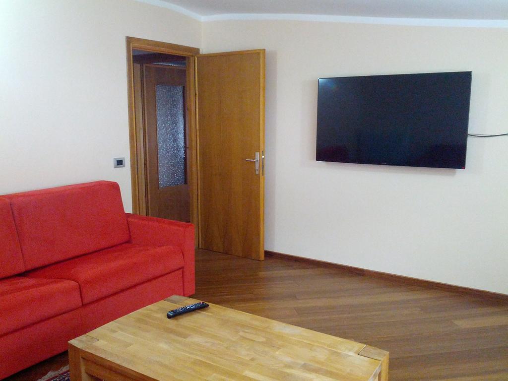 Apartment San Colombano 