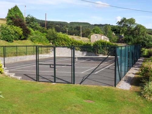 Housekeepers Barnard Castle (هوسكیپرس بارنارد كاستل) 