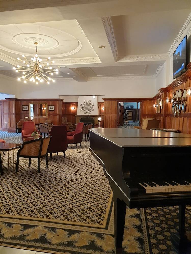 Holiday Inn Johannesburg Sunnyside Park an IHG Hotel