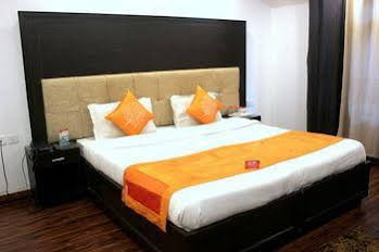 Oyo Rooms Mall Road Mussoorie 