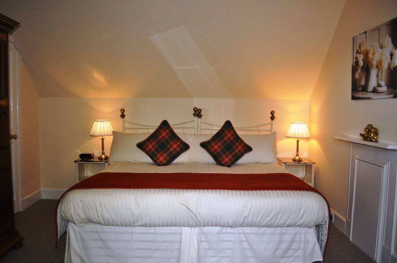 Moulin Hotel (مولین هتل) 
