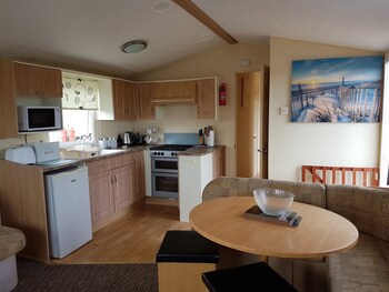 Homely Holidays In-Room Kitchen