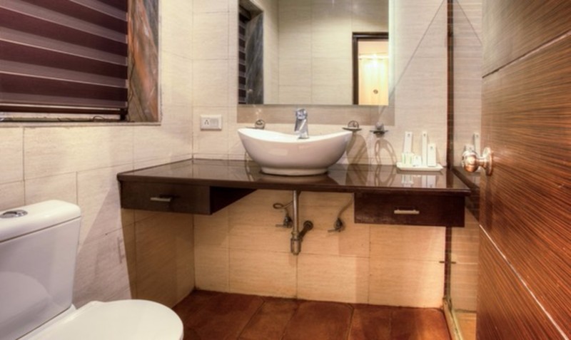 Treebo Trend Coral Tree Dlf Phase 1 Room