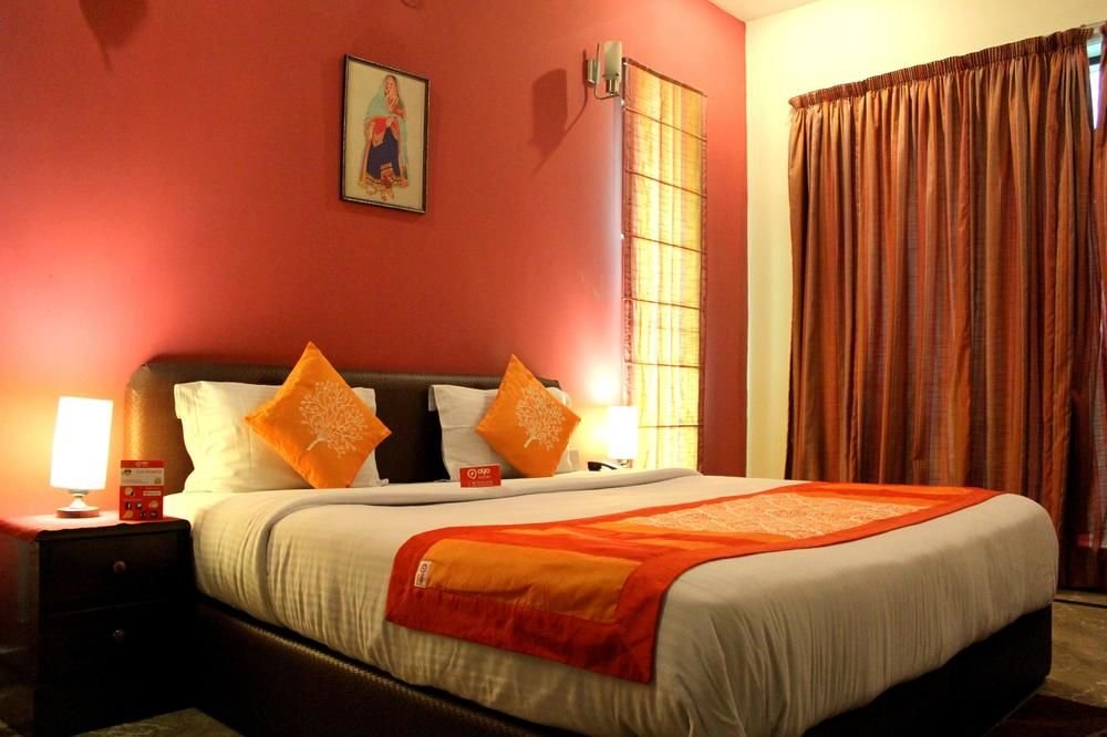 Oyo Rooms Near Galleria Market 