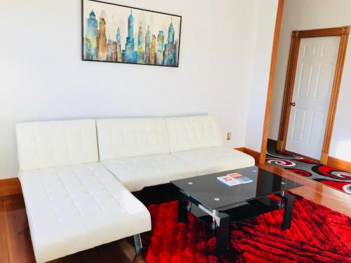 Boston Luxury Suites (بوستون لاکچری سوئیتس) 