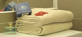 Hotel Ambrosio La Corte Bathroom Amenities