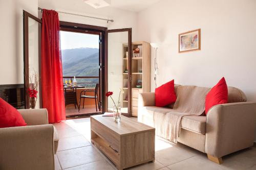 Daphne Morfi Village 