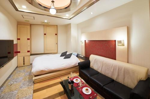 Hotel Aqua Blue Yokosuka 
