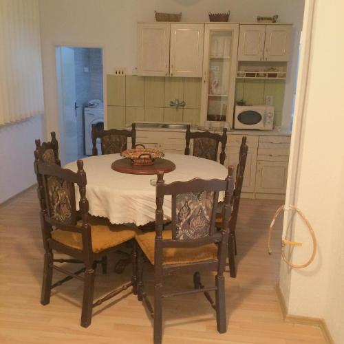Rooms Radojcic 