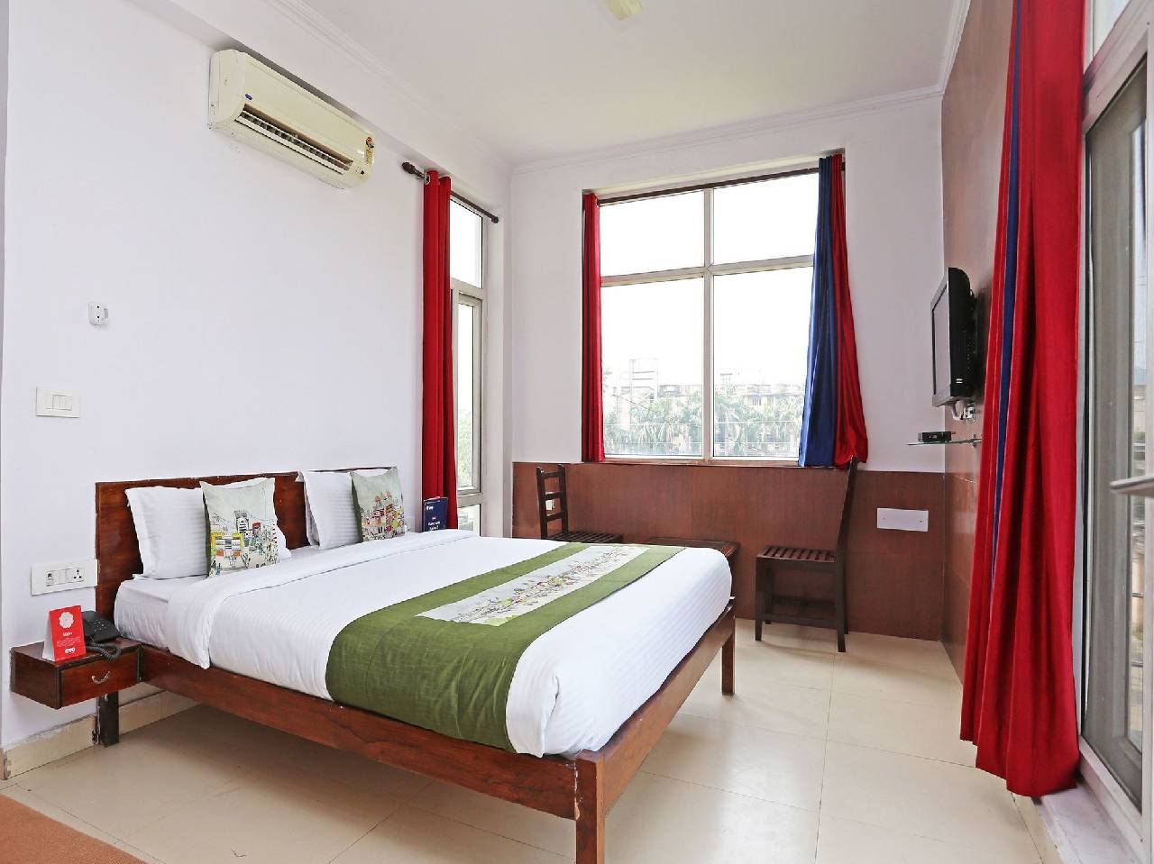 Oyo 9843 Hotel Sound Sleep 