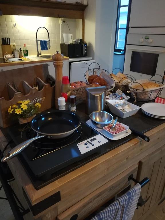 Skindles Guesthouse 