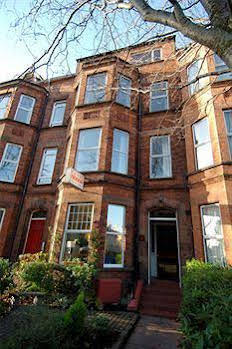 Pearl Court Guesthouse 