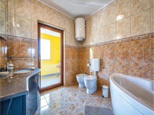 Holiday Home In Basanija 