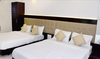 Hotel Bkc Palace Guestroom