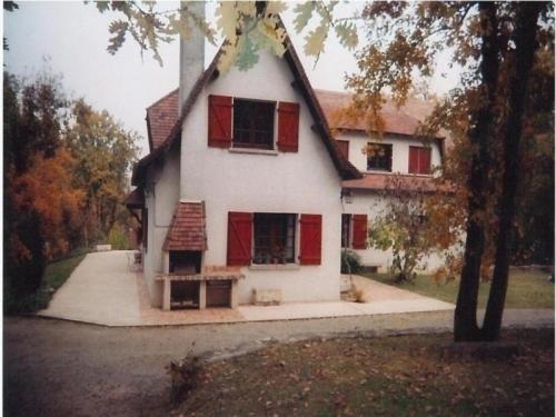 House Le Noisetier 1 