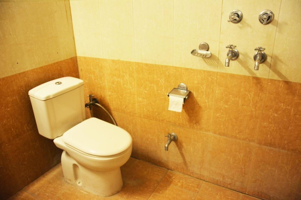 Oyo Rooms Huda Metro Station 