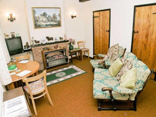 1 Church Hill Cottage 