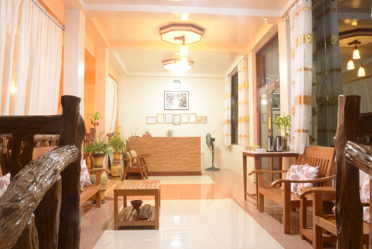 Jurias Pension 