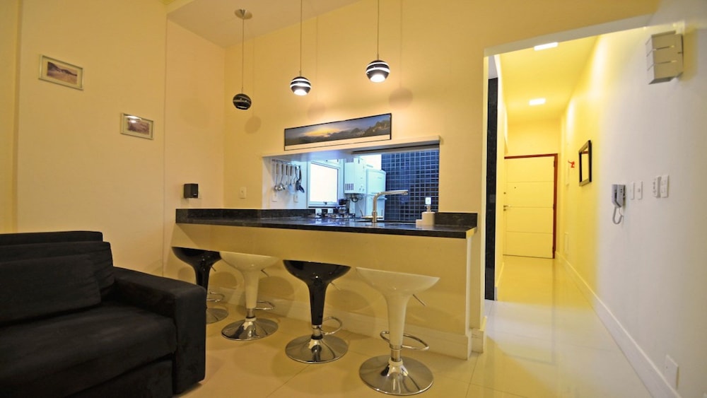 Rio Apartments Rdl111 Living Room