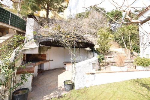 Homeholidaysrentals Rossell Ii 