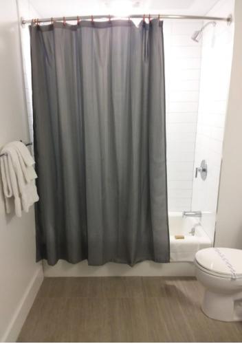 The Tremont 308 ( ترمونت ۳۰۸) 