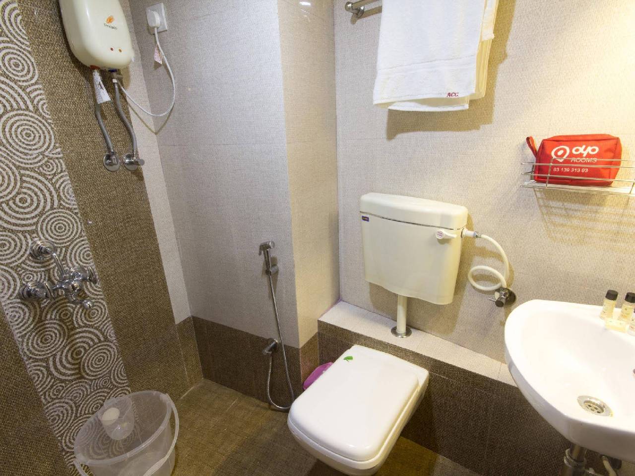 Hotel Accore Inn 