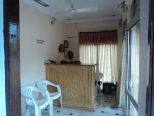 Hotel Amit Mahal 