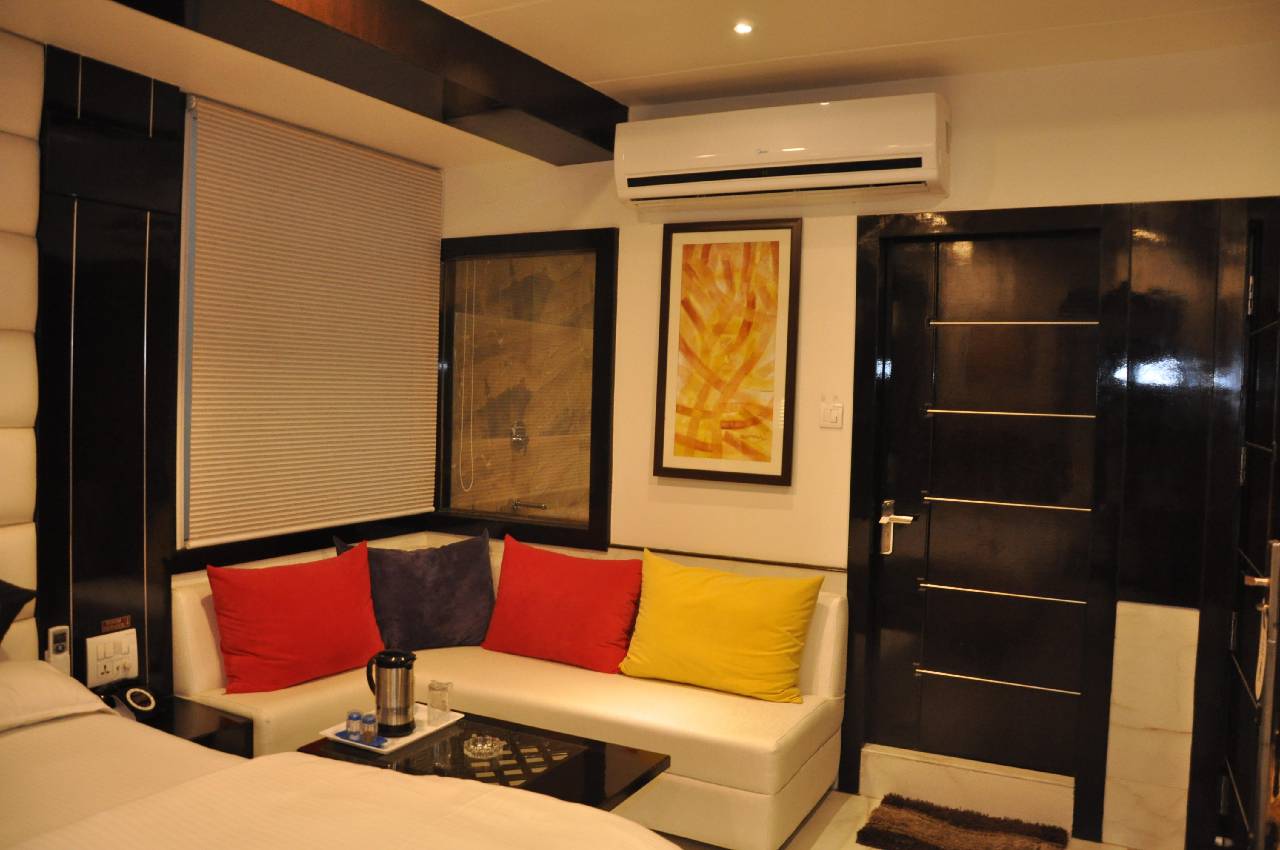 Hotel Vijan Palace Jabalpur 