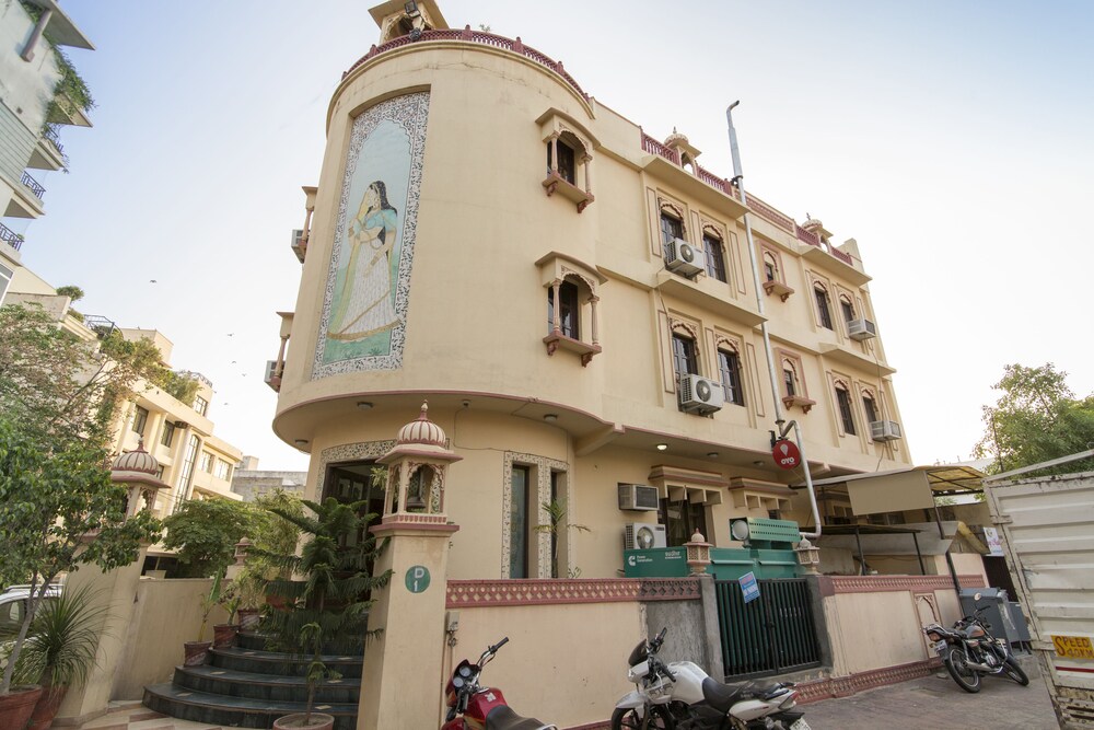 Oyo 2262 Hotel Heritage Inn Hotel Front