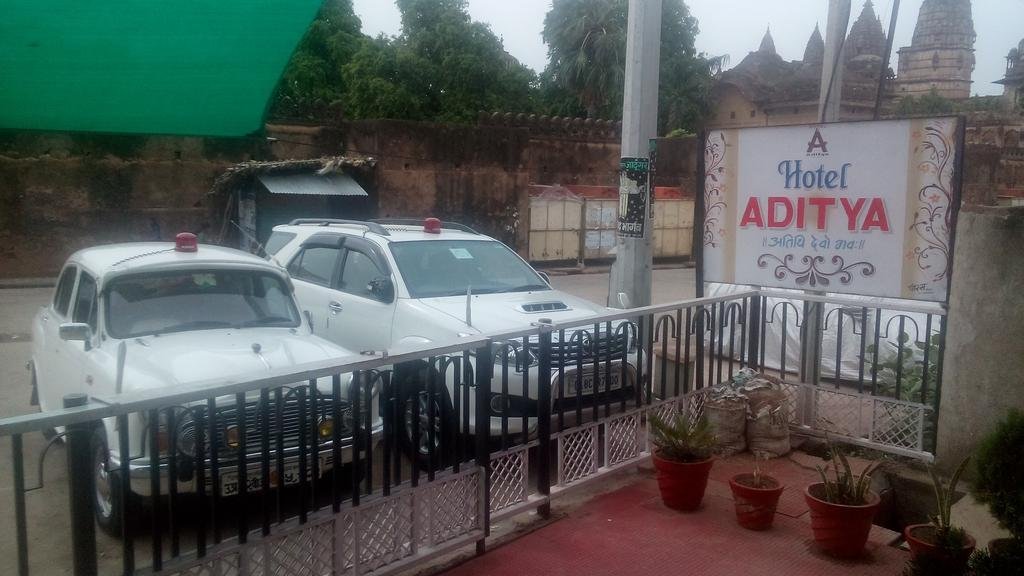 Aditya Hotel Orchha 