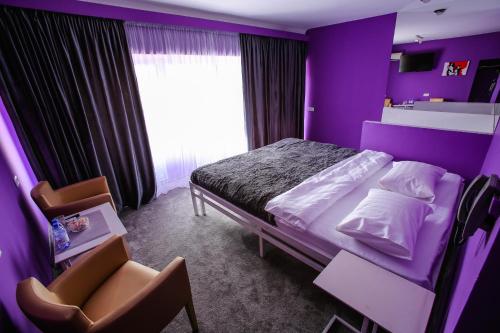 4 Rooms 