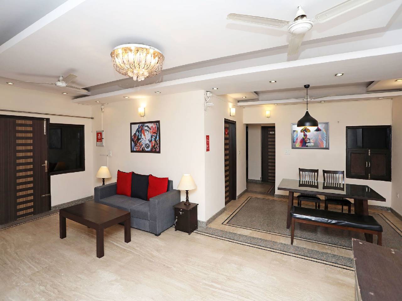 Oyo 11761 Whitepod Inn 