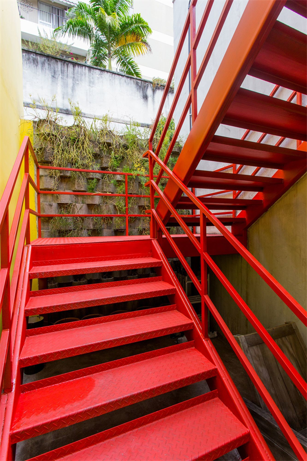 Zen Rooms Bambina Alfredo Gomes Hostel (زن رومز بامبینا آلفردو گومس هاستل) 