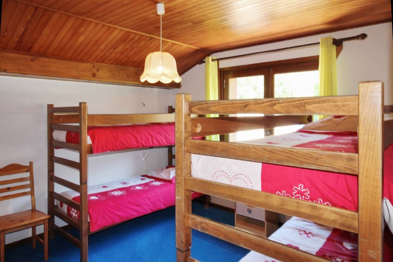 Cozy Apartment With Stunning Mountain Views In The Rhône Al 