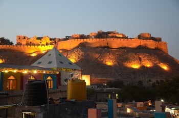 Hotel Sohandeep Property Grounds