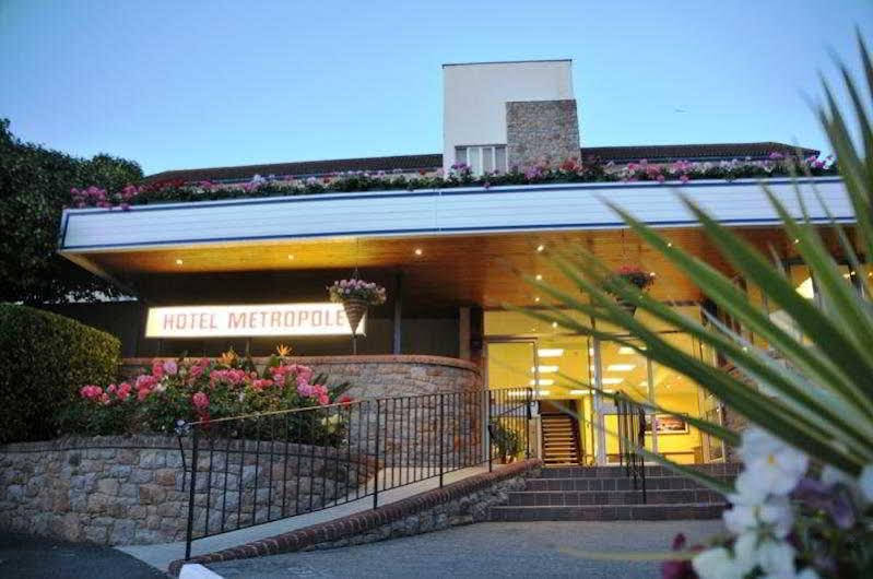 The Metropole Hotel ( متروپول هتل) 