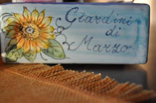 Bed & Breakfast Giardini Di Marzo 