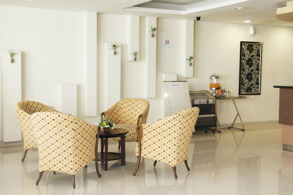 Airy Panakkukang Boulevard Topaz F8 Makassar 