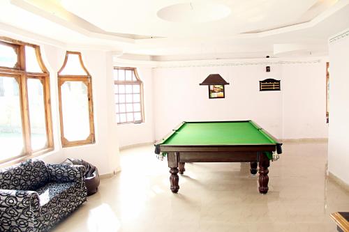 Royal Palace Resort 