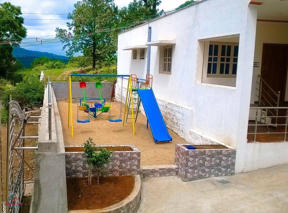 Chill Breeze Resort 
