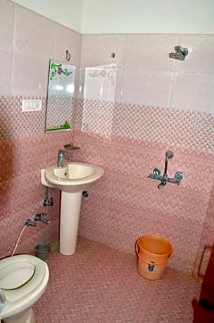 Hotel Qutub Villa 