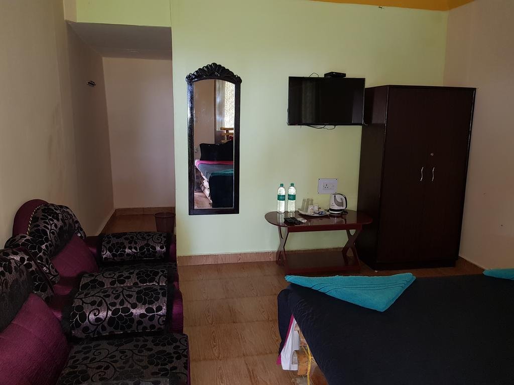 Pellicon Beach Resort 